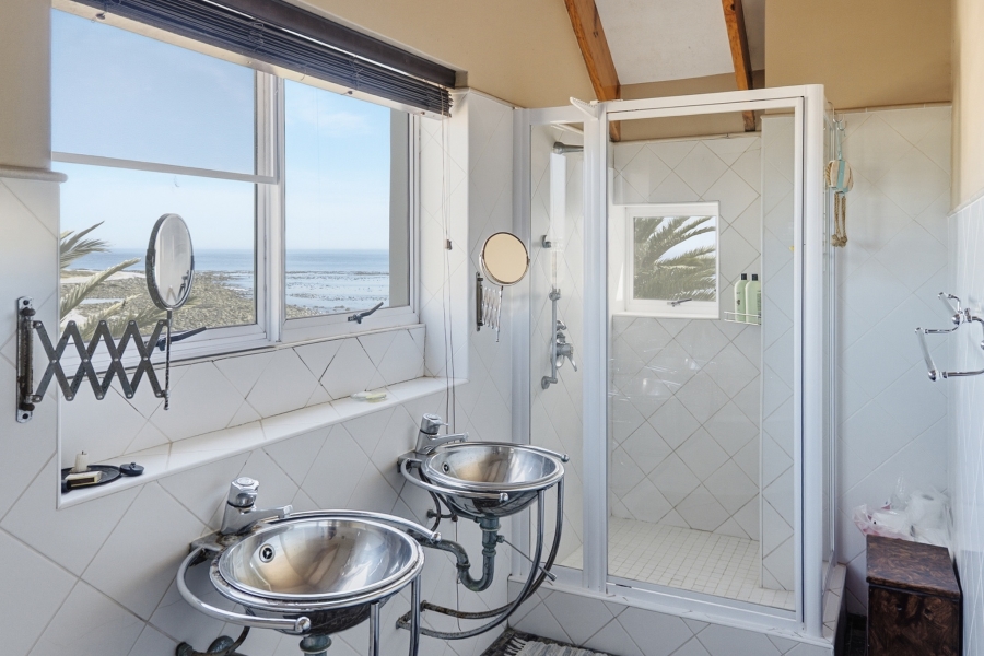 4 Bedroom Property for Sale in Shelley Point Western Cape